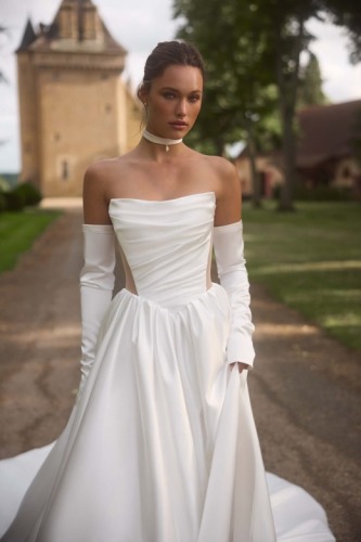DAMIENNE 